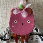 「遊び」が心を自由にする：「神聖なガラクタ」のアート